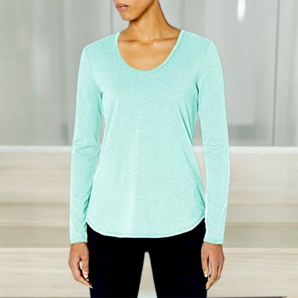 B NEW YORK Distressed Long Sleeves Tee - Picture 4 of 4